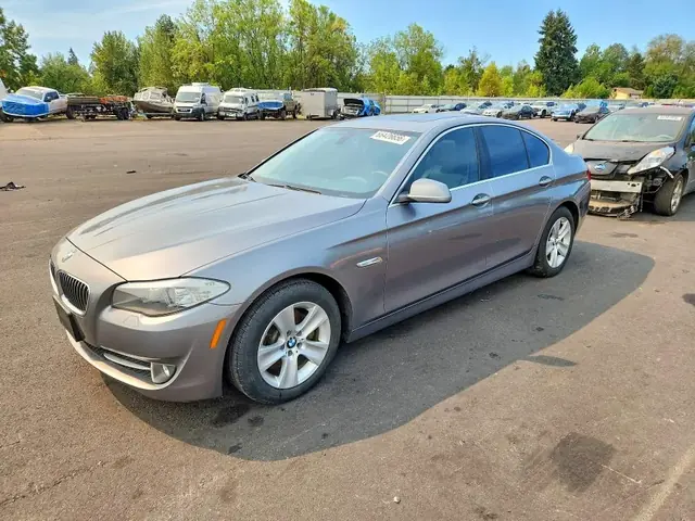 BMW 328 2011 — VIN WBAPH5G50BNM73437, NORMAL WEAR, AZ - PHOENIX