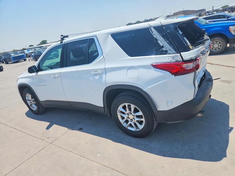 CHEVROLET TRAVERSE 2019 photo 2