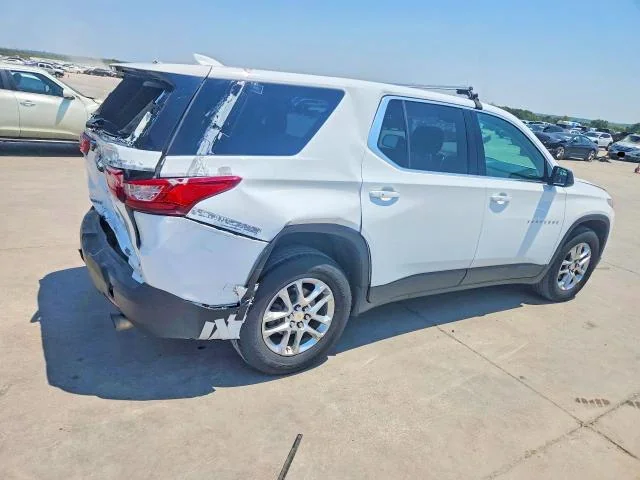 CHEVROLET TRAVERSE 2019 photo 3