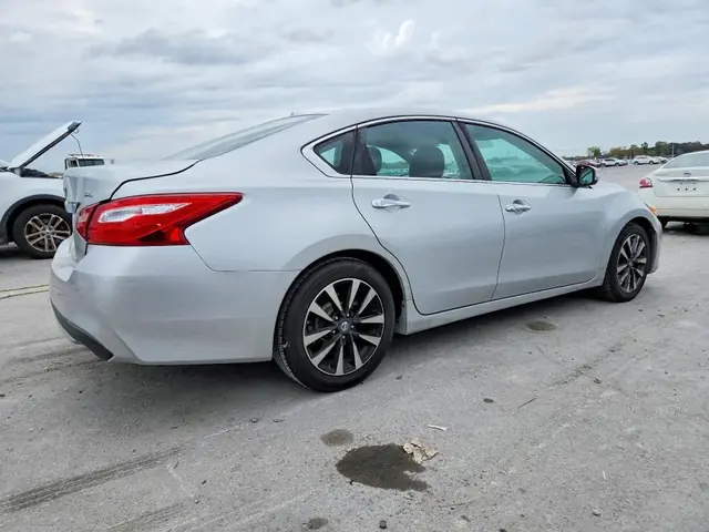 NISSAN ALTIMA 2017 photo 3