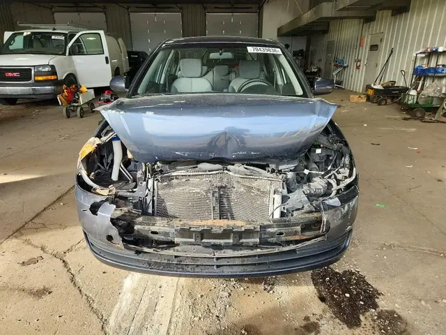 HYUNDAI ACCENT 2010 photo 5