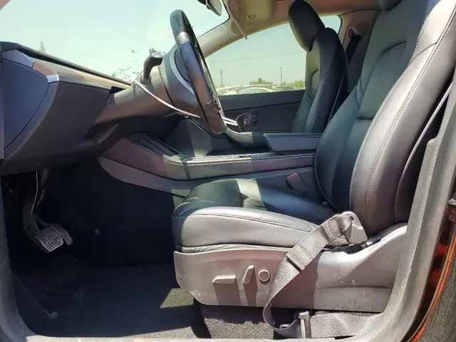 TESLA MODEL Y 2022 photo 7