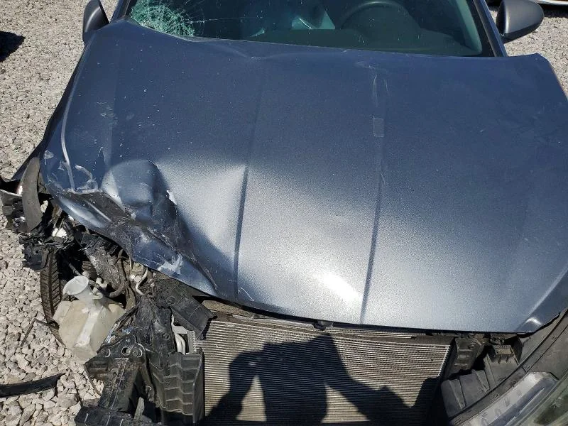 HYUNDAI ELANTRA 2019 photo 11