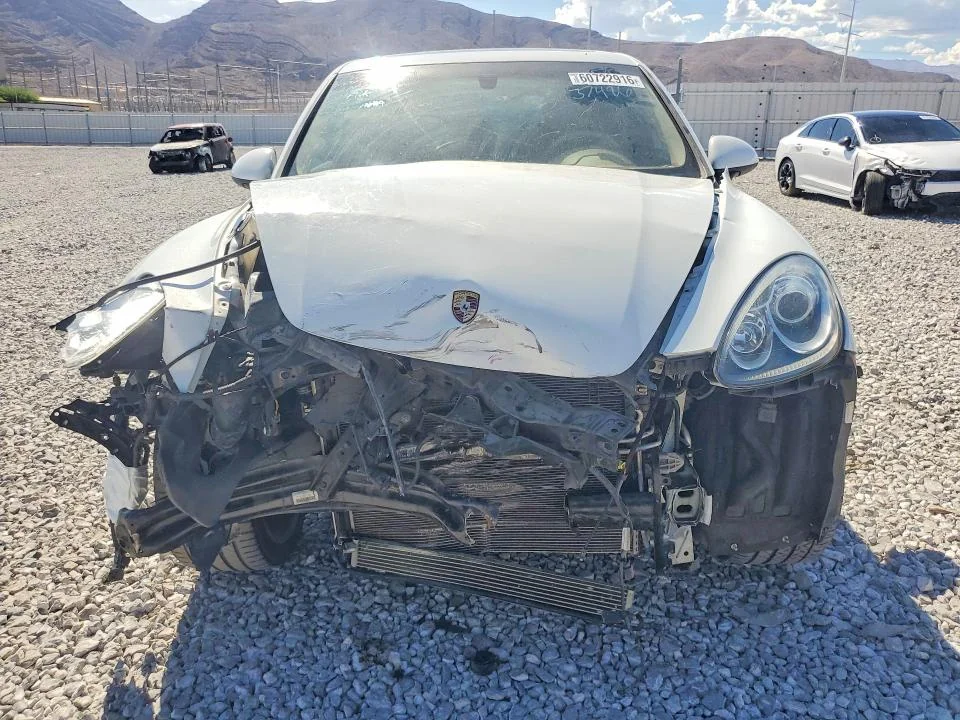 PORSCHE CAYENNE 2013 photo 5