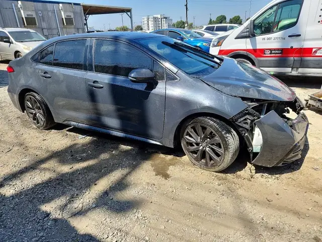 TOYOTA COROLLA 2024 photo 4