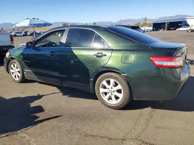TOYOTA CAMRY 2011 photo 2