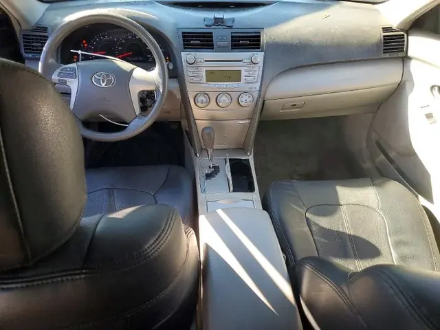 TOYOTA CAMRY 2011 photo 8