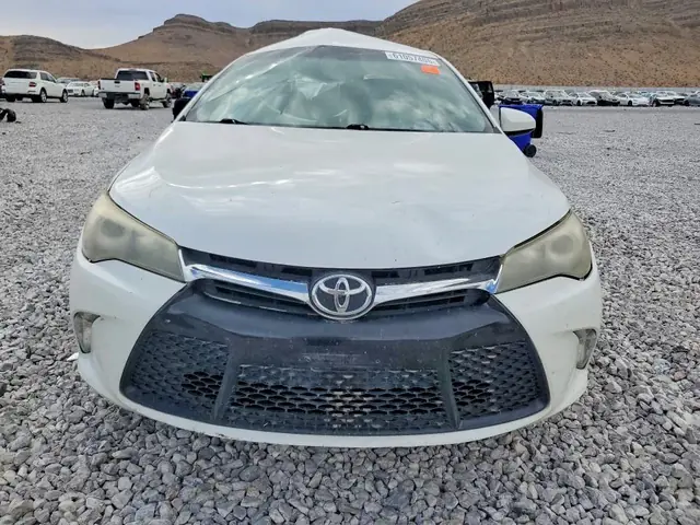 TOYOTA CAMRY 2017 photo 5