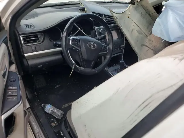 TOYOTA CAMRY 2017 photo 8