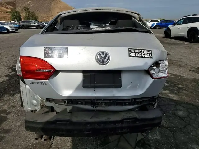 VOLKSWAGEN JETTA 2014 photo 6