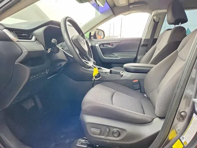 TOYOTA RAV4 2023 photo 7