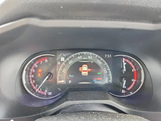 TOYOTA RAV4 2023 photo 9