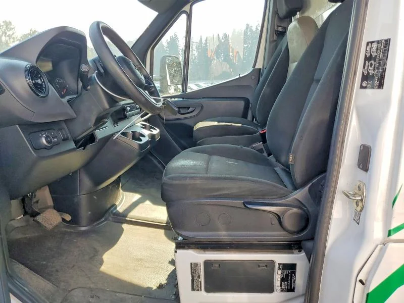 MERCEDES-BENZ SPRINTER 2023 photo 7
