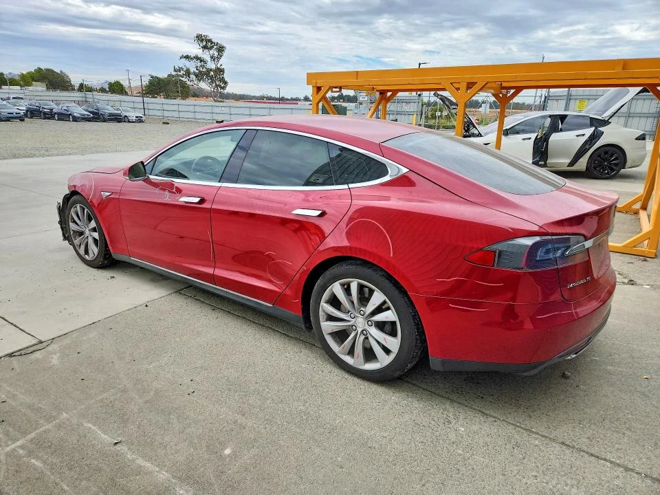 TESLA MODEL S 2014 photo 2