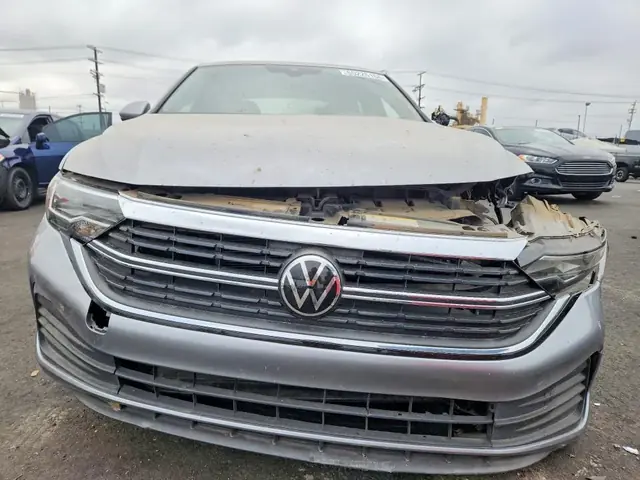VOLKSWAGEN JETTA 2024 photo 5