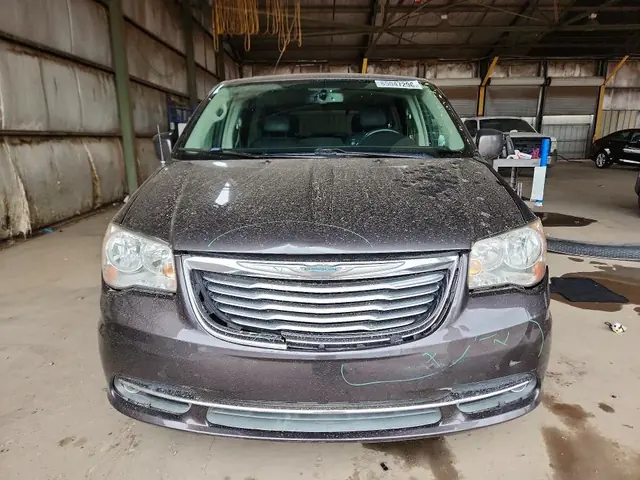 CHRYSLER TOWN & COUNTRY 2015 photo 5