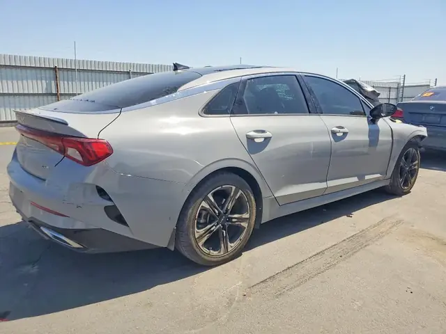 KIA K5 2023 photo 3