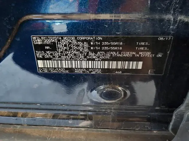 TOYOTA RAV4 2018 photo 13