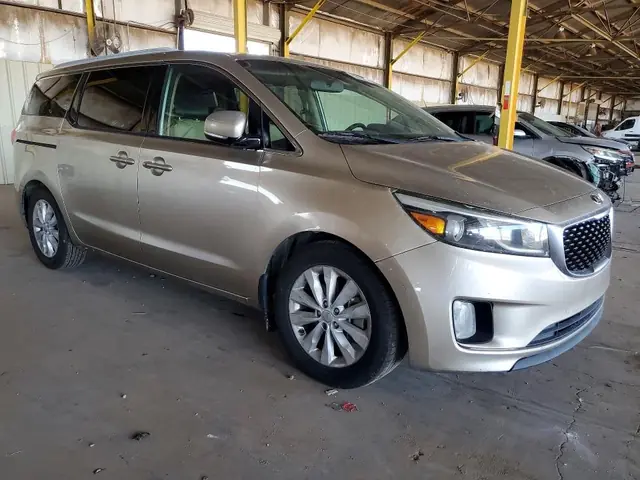 KIA SEDONA 2015 photo 4