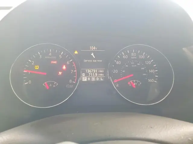 NISSAN ROGUE 2011 photo 9