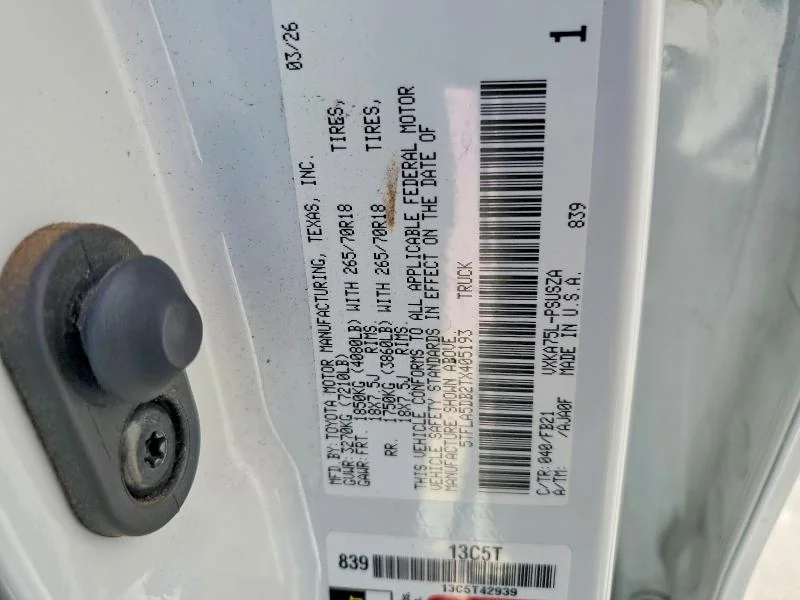 TOYOTA TUNDRA 2026 photo 12