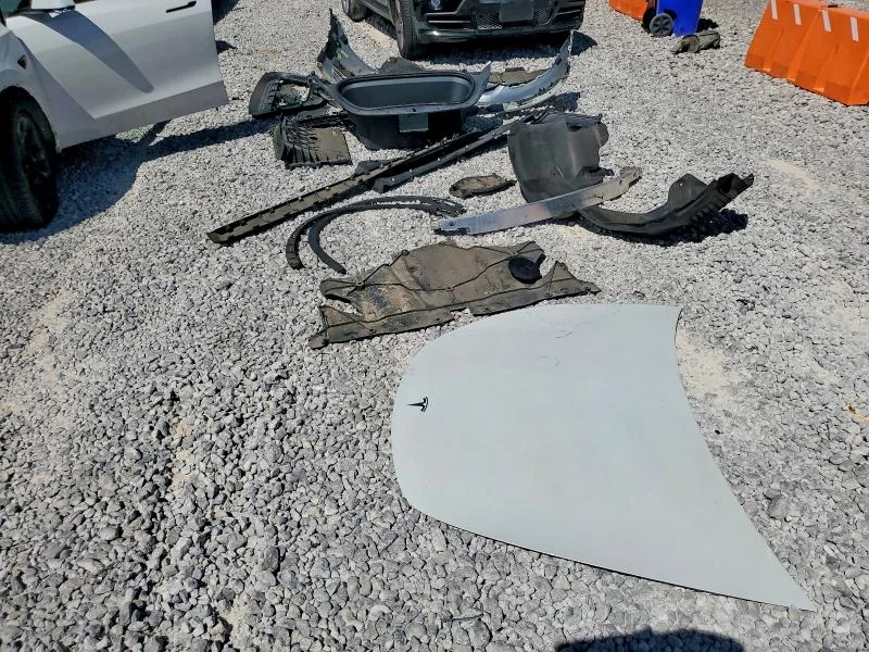 TESLA MODEL Y 2021 photo 12