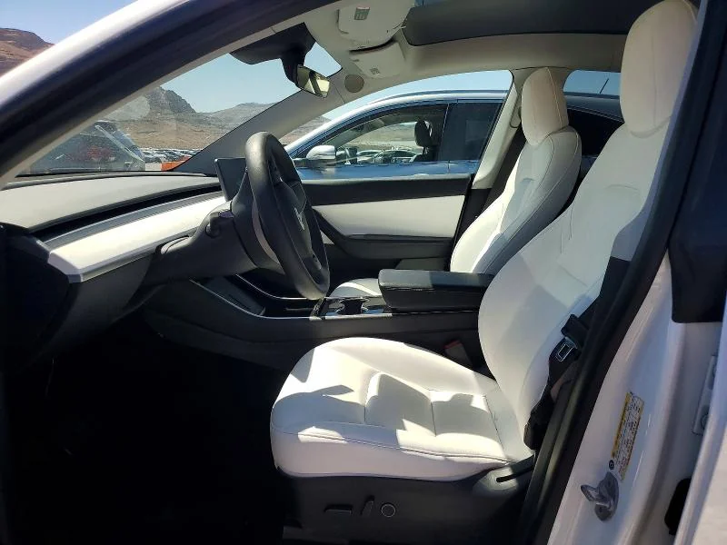 TESLA MODEL Y 2021 photo 7