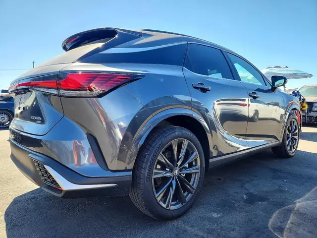 LEXUS RX 350H 2026 photo 3