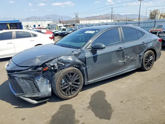 TOYOTA CAMRY 2025 — FRONT END