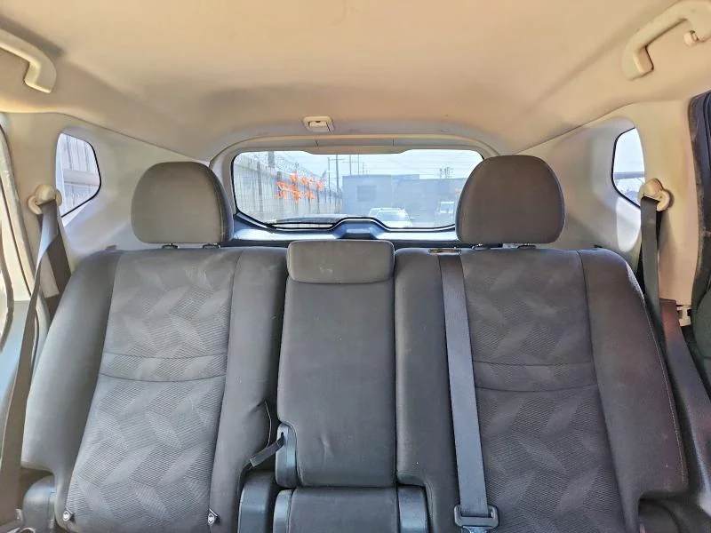 NISSAN ROGUE 2016 photo 10