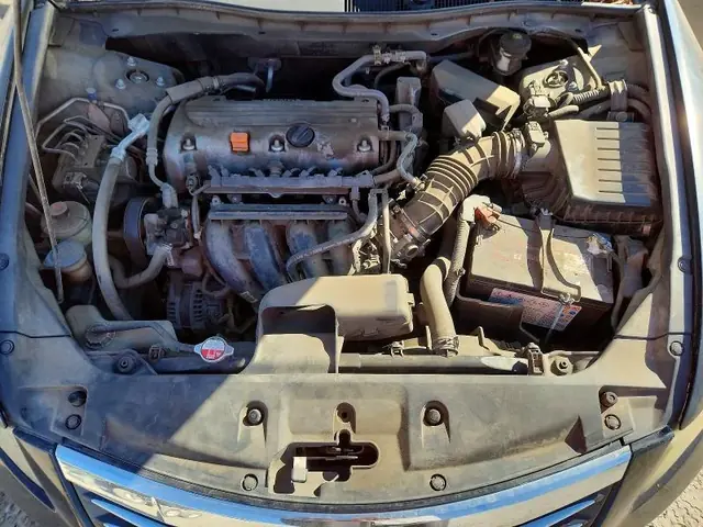 HONDA ACCORD 2011 photo 11