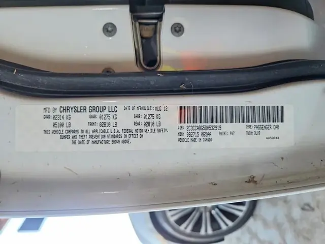 CHRYSLER 300 2013 photo 12