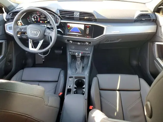 AUDI Q3 2025 photo 8