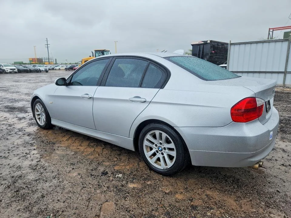 BMW 328 2007 photo 2