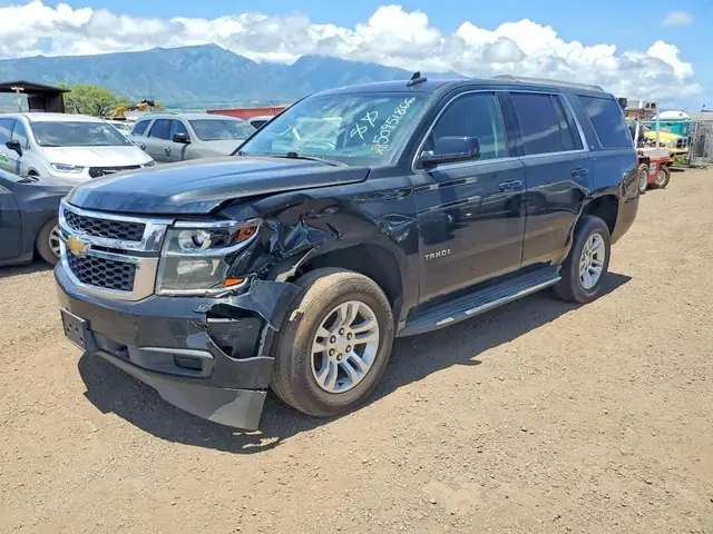 CHEVROLET TAHOE 2015 — SIDE