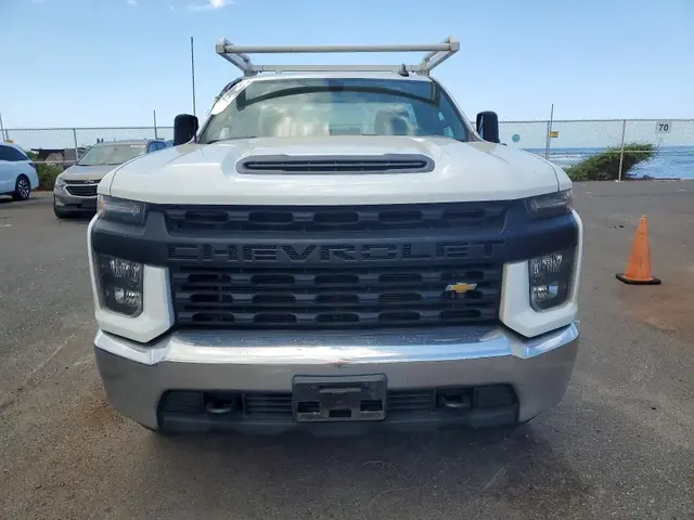 CHEVROLET SILVERADO 2022 photo 5