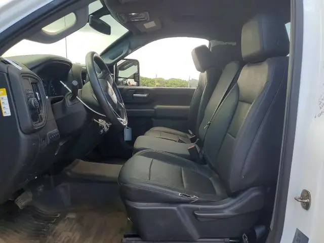 CHEVROLET SILVERADO 2022 photo 7