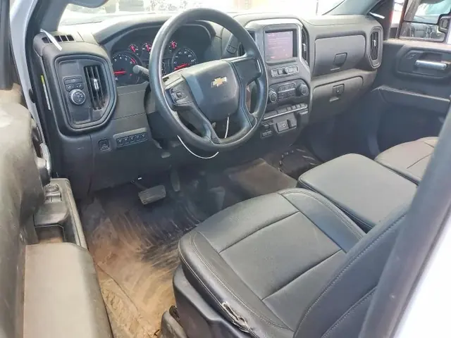 CHEVROLET SILVERADO 2022 photo 8
