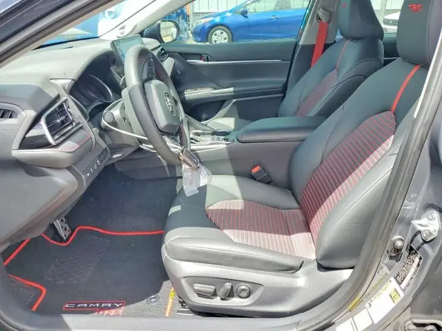 TOYOTA CAMRY 2023 photo 7