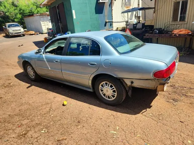 BUICK LESABRE 2003 photo 2