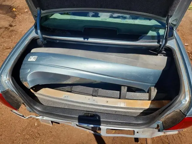 BUICK LESABRE 2003 photo 12