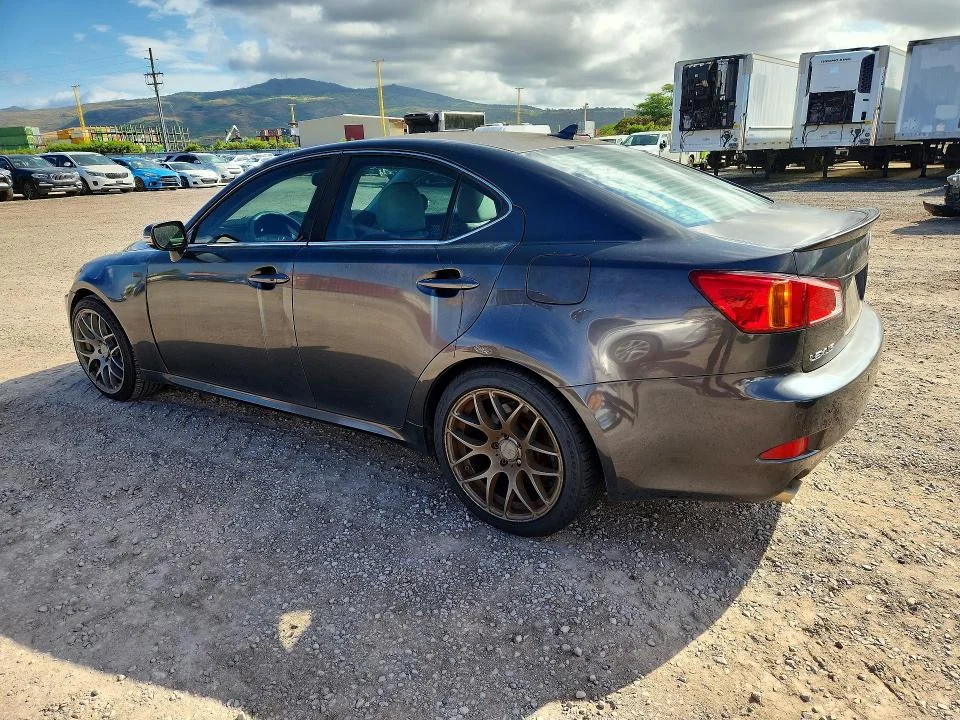 LEXUS IS 2009 photo 2