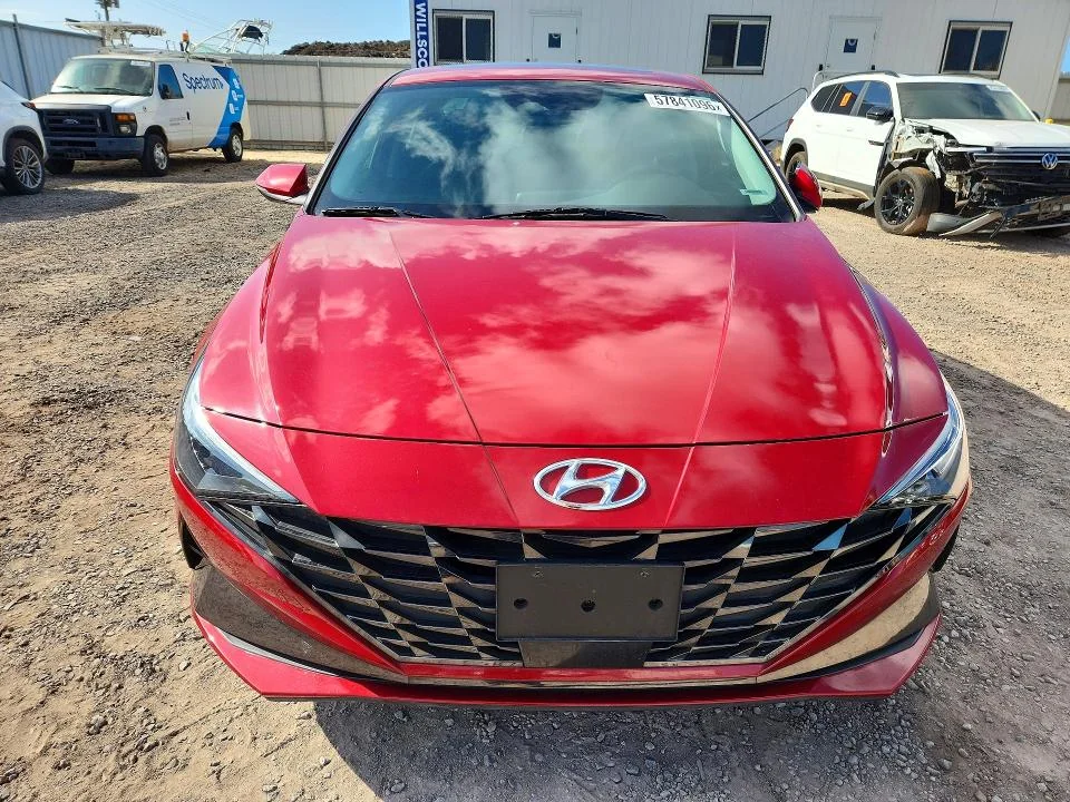 HYUNDAI ELANTRA 2023 photo 5