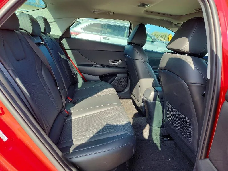 HYUNDAI ELANTRA 2023 photo 10