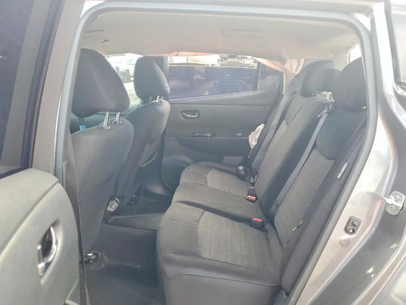 NISSAN LEAF 2020 photo 10