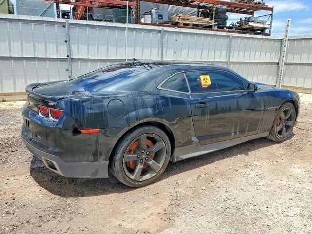 CHEVROLET CAMARO 2010 photo 3