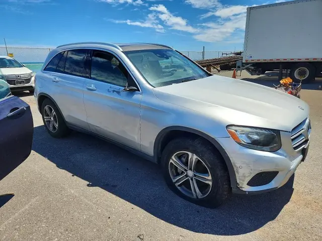 MERCEDES-BENZ GLC 2017 photo 4
