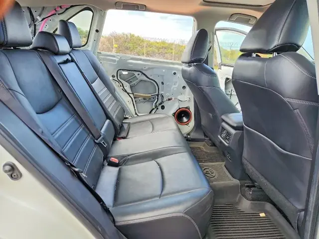 TOYOTA RAV4 2021 photo 11