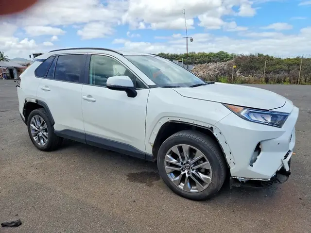 TOYOTA RAV4 2021 photo 4