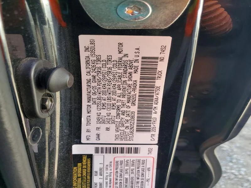TOYOTA TACOMA 2005 photo 12